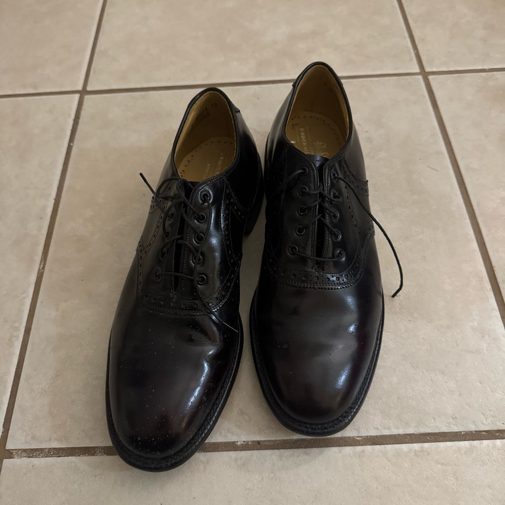 Johnston & Murphy Black Oxford Shoes